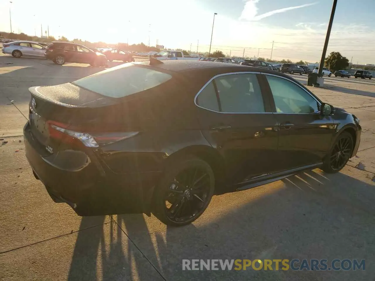3 Photograph of a damaged car 4T1K31AK5PU615714 TOYOTA CAMRY 2023