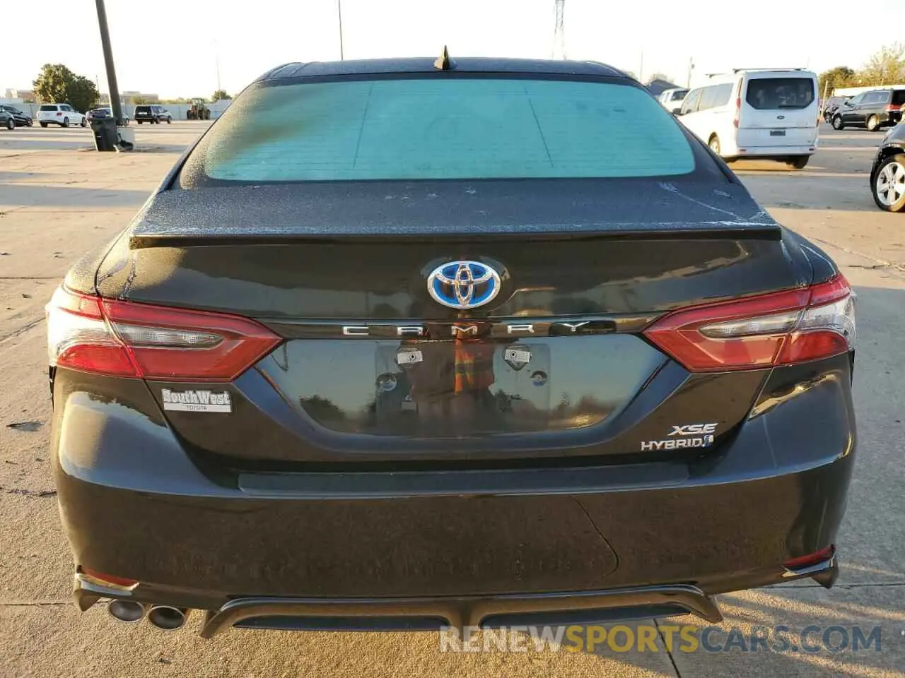 6 Photograph of a damaged car 4T1K31AK5PU615714 TOYOTA CAMRY 2023