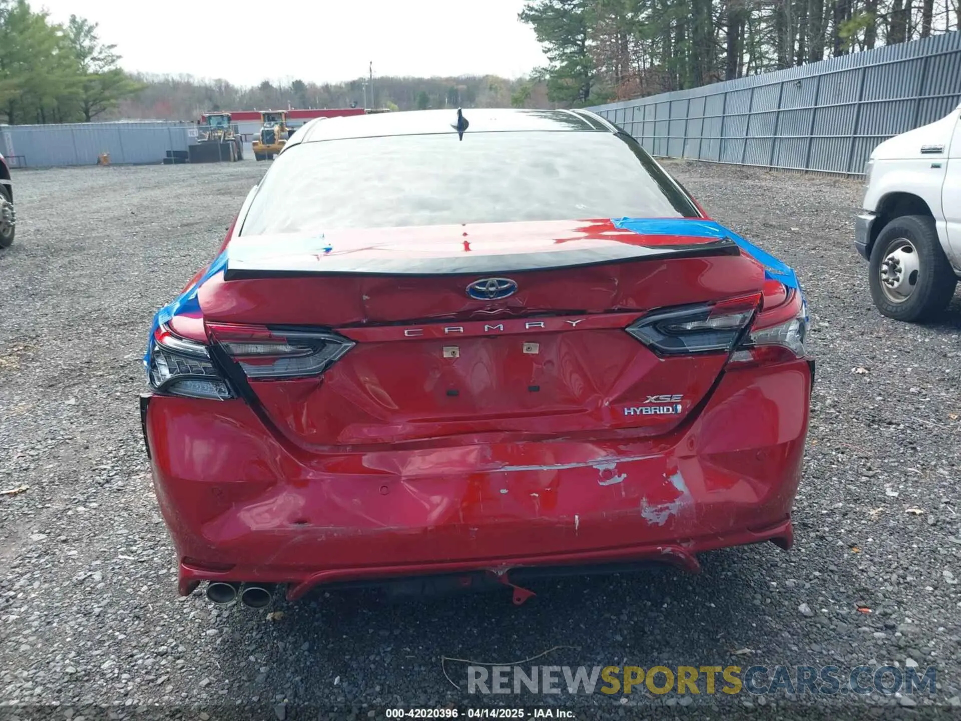 16 Photograph of a damaged car 4T1K31AK7PU047546 TOYOTA CAMRY 2023