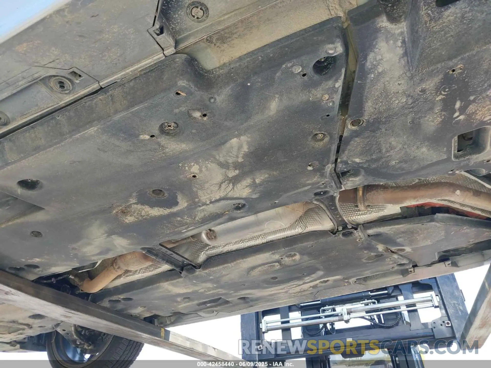 16 Photograph of a damaged car 4T1K31AK7PU049751 TOYOTA CAMRY 2023
