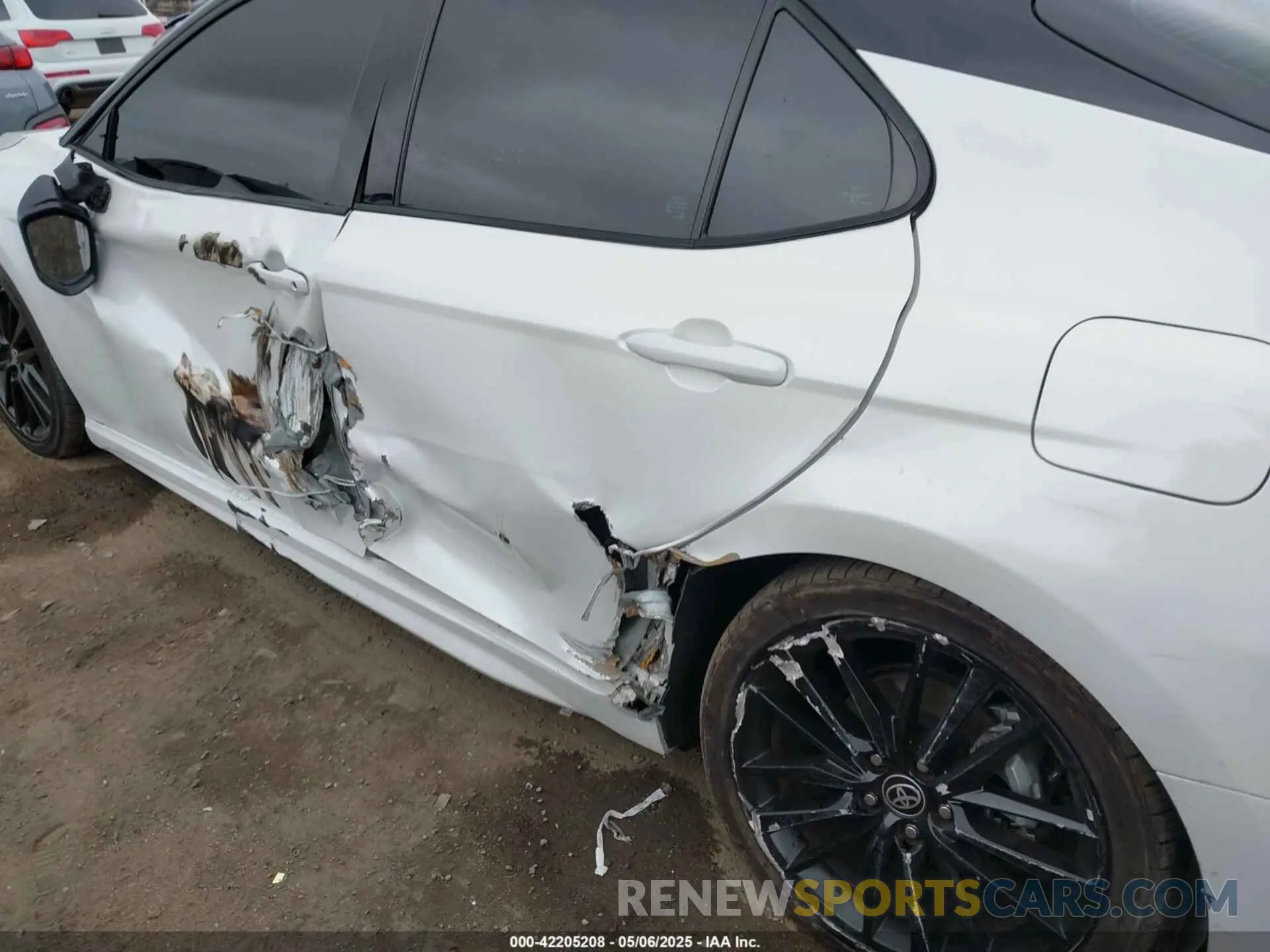 6 Photograph of a damaged car 4T1K31AKXPU057827 TOYOTA CAMRY 2023