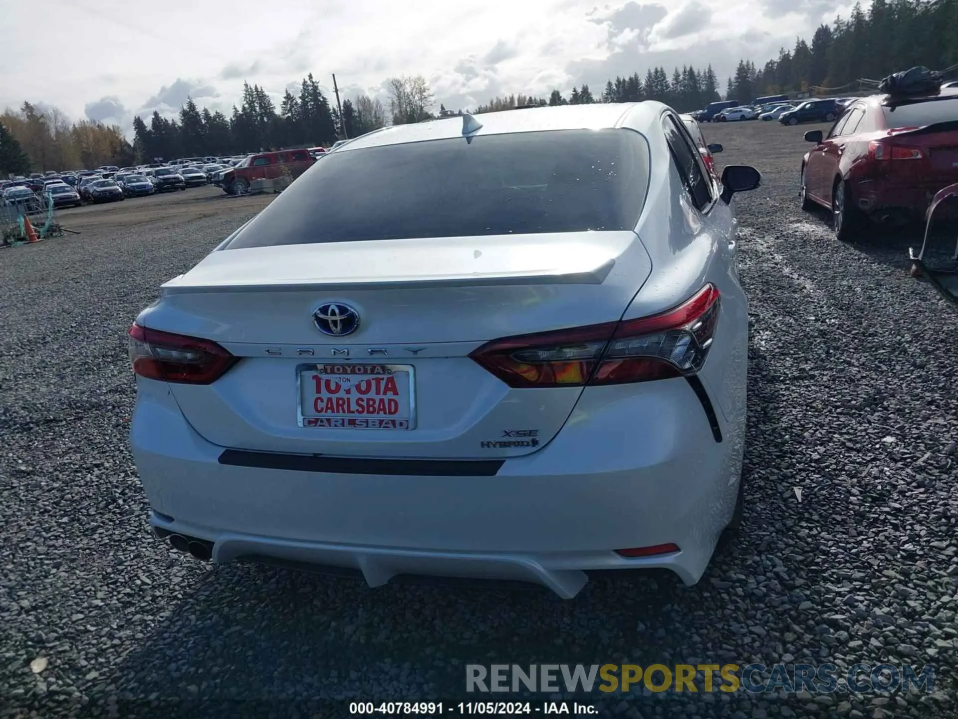 16 Photograph of a damaged car 4T1K31AKXPU616583 TOYOTA CAMRY 2023