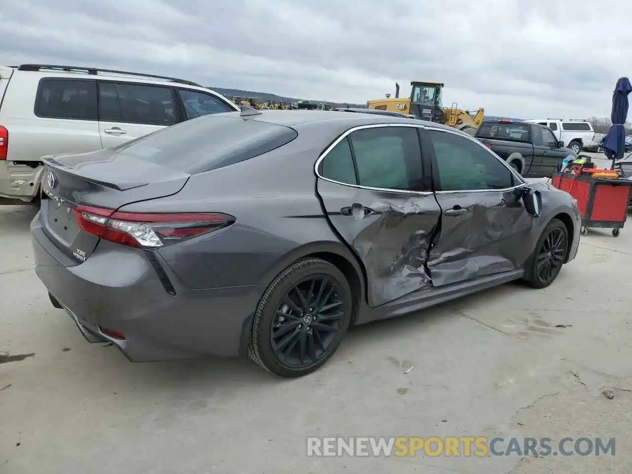 3 Photograph of a damaged car 4T1K31AKXPU620035 TOYOTA CAMRY 2023