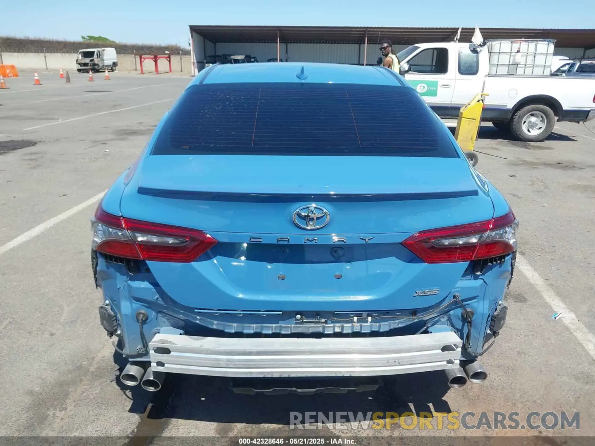 17 Photograph of a damaged car 4T1K61AK0PU080363 TOYOTA CAMRY 2023