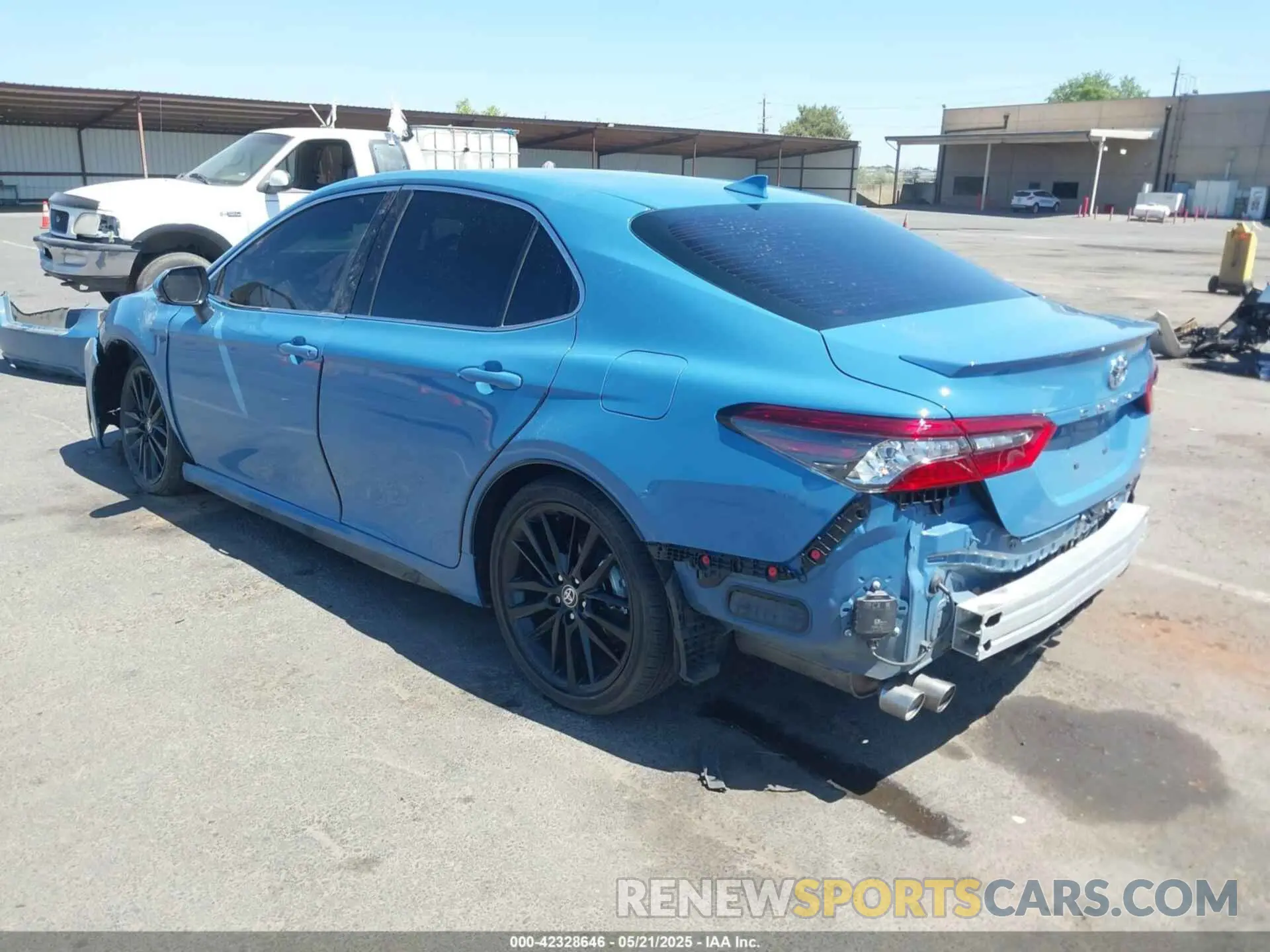 3 Photograph of a damaged car 4T1K61AK0PU080363 TOYOTA CAMRY 2023