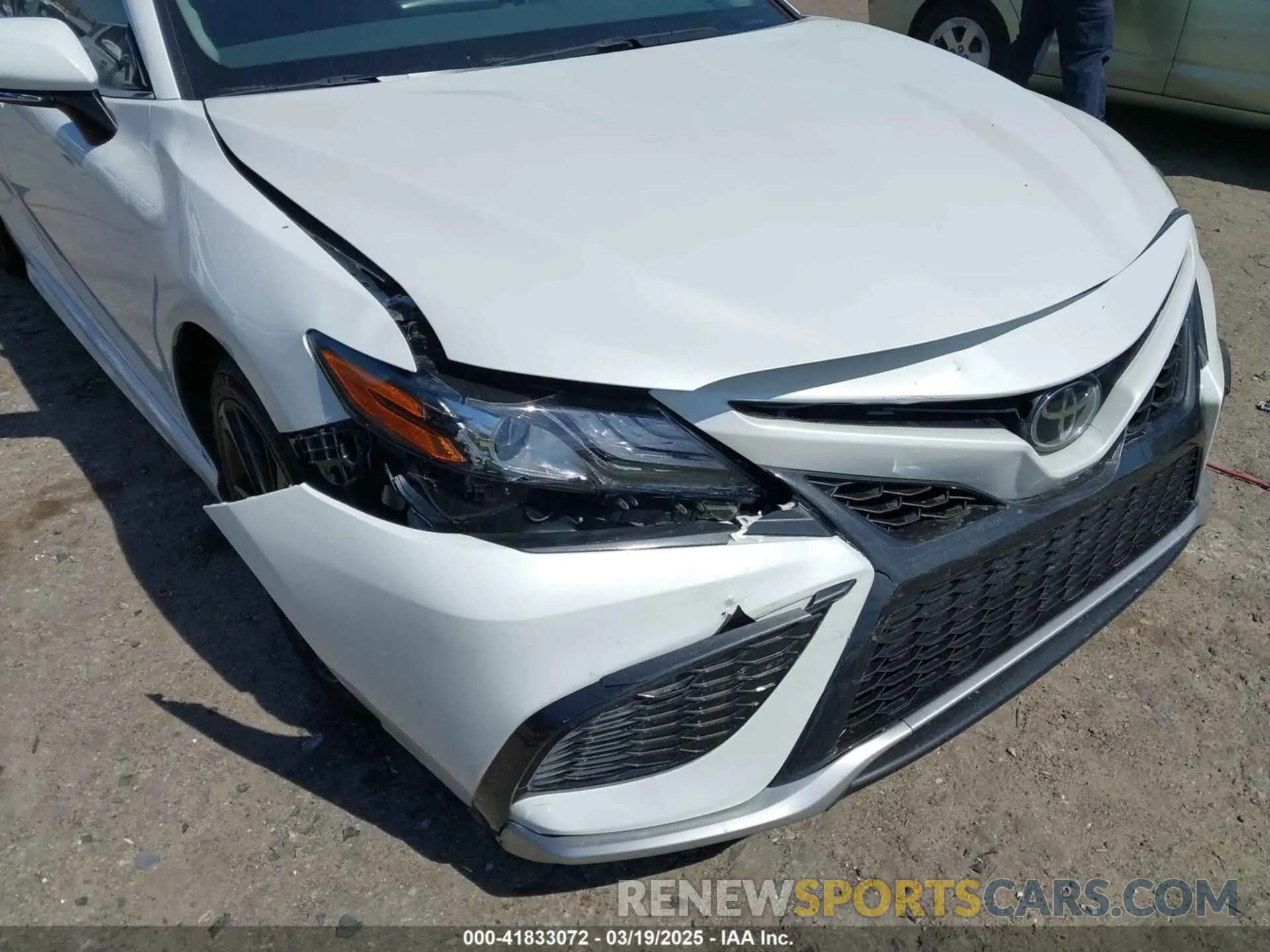 16 Photograph of a damaged car 4T1K61AK0PU091105 TOYOTA CAMRY 2023