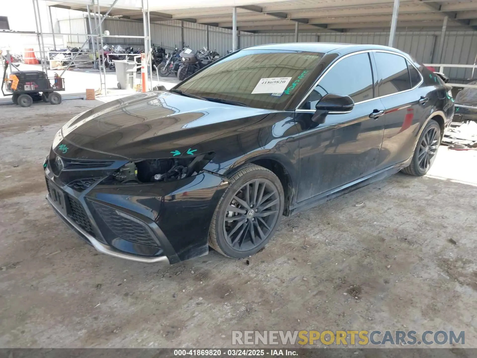 2 Photograph of a damaged car 4T1K61AK0PU098345 TOYOTA CAMRY 2023