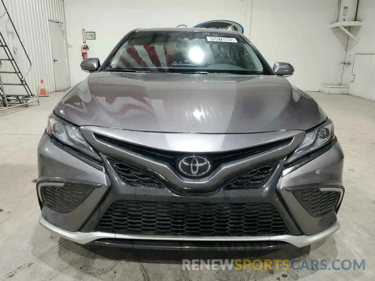 5 Photograph of a damaged car 4T1K61AK0PU725562 TOYOTA CAMRY 2023