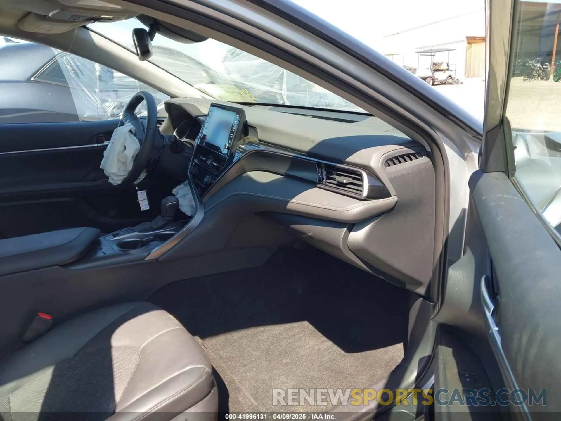 5 Photograph of a damaged car 4T1K61AK2P4175779 TOYOTA CAMRY 2023