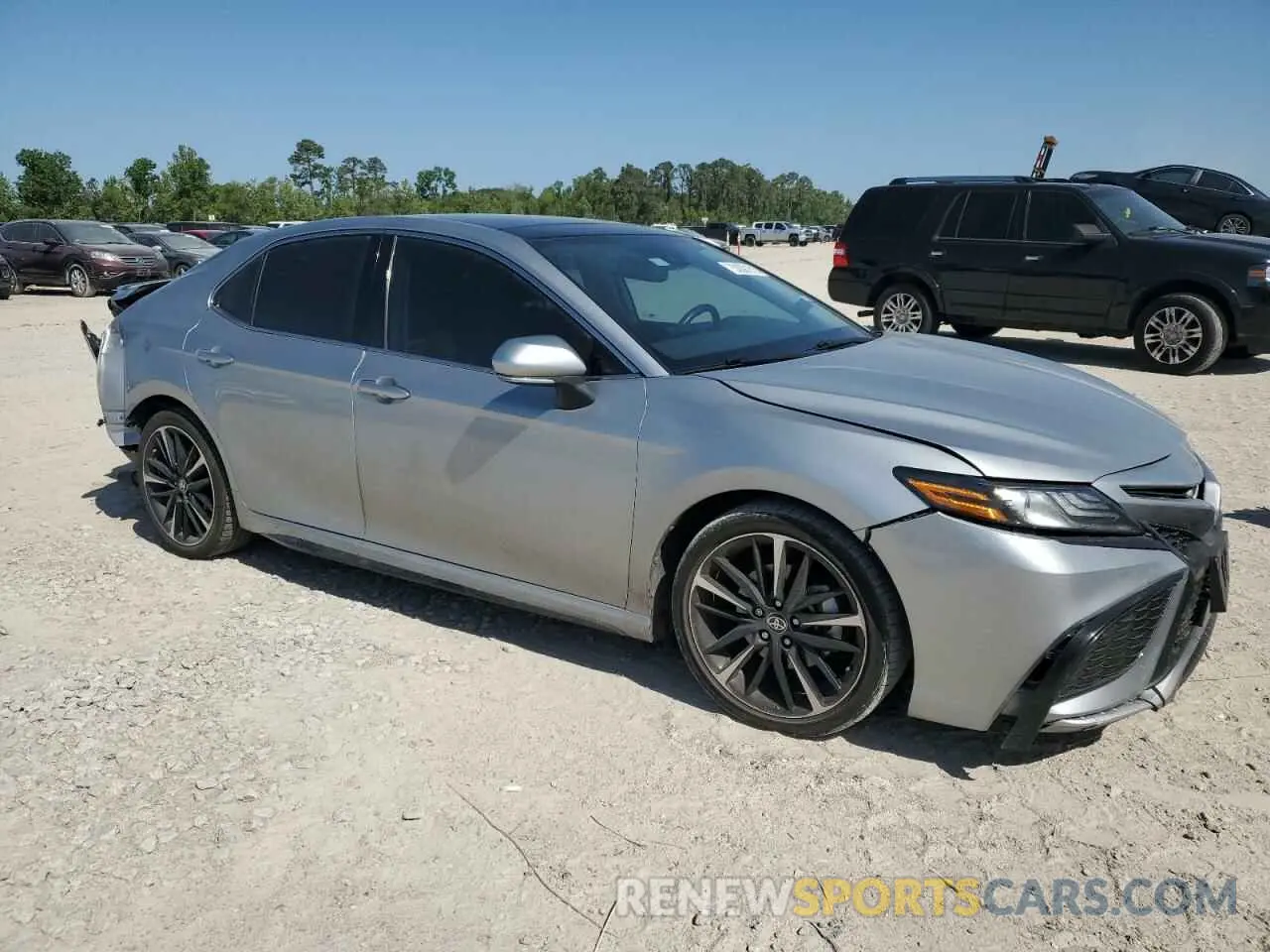 4 Photograph of a damaged car 4T1K61AK2PU149165 TOYOTA CAMRY 2023