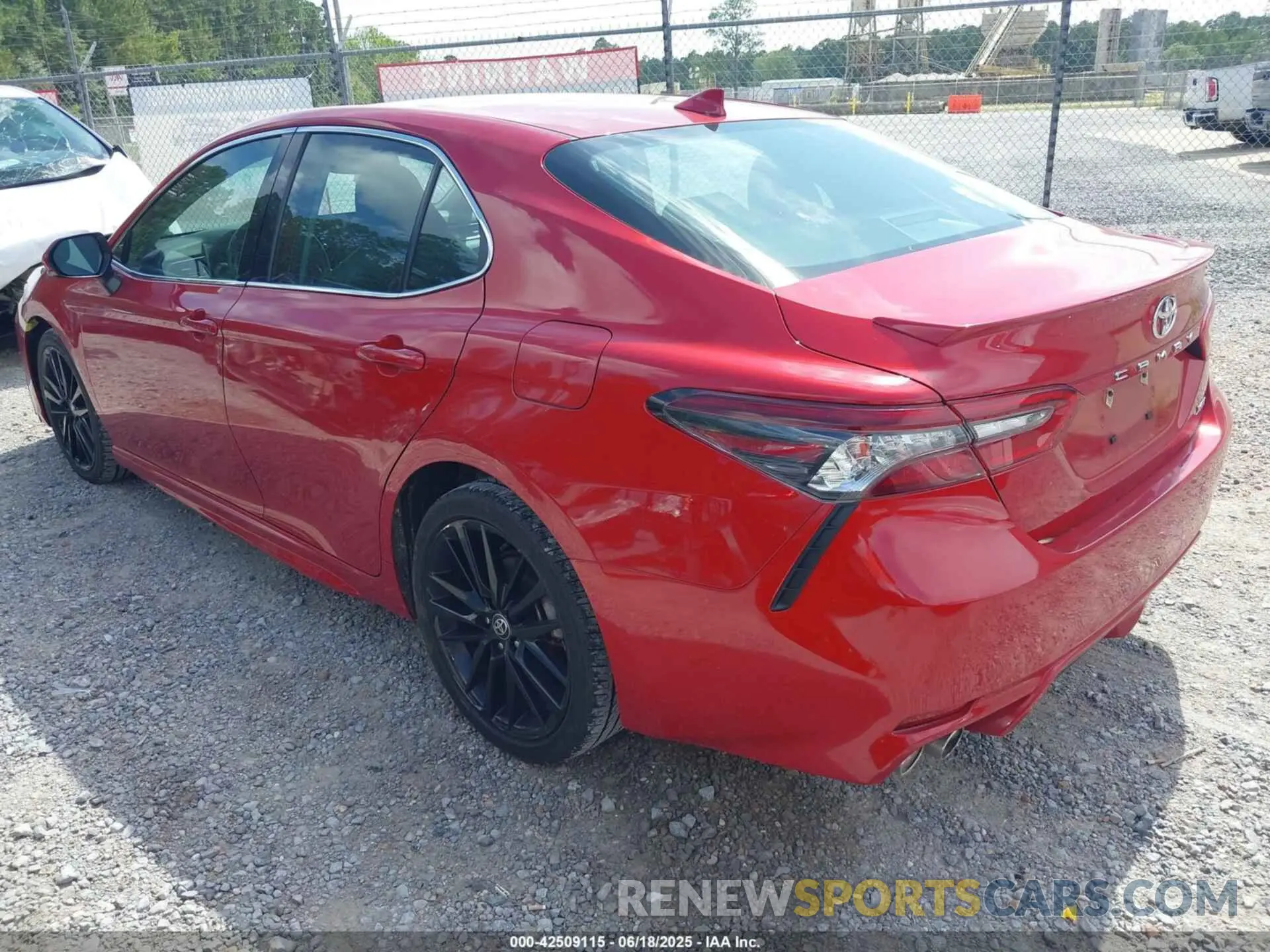 3 Photograph of a damaged car 4T1K61AK2PU165169 TOYOTA CAMRY 2023