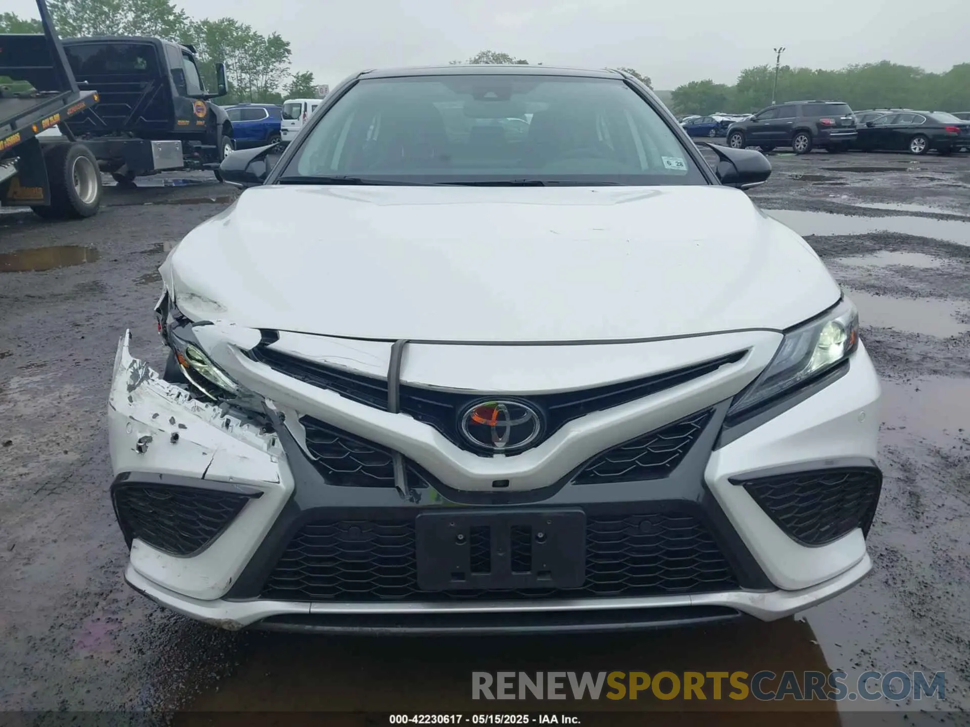 17 Photograph of a damaged car 4T1K61AK2PU179153 TOYOTA CAMRY 2023