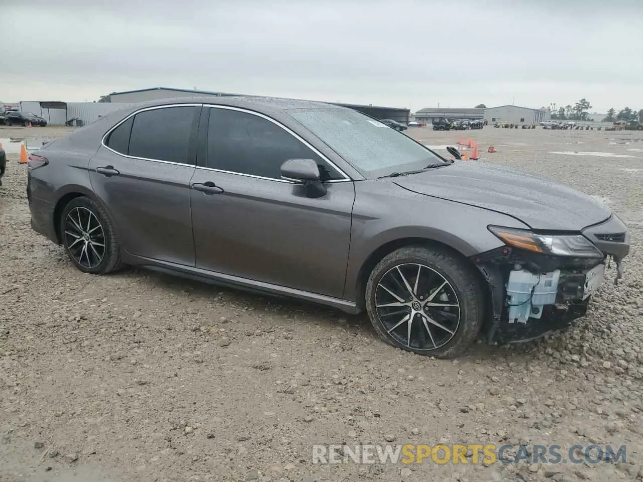 4 Photograph of a damaged car 4T1K61AK3PU077490 TOYOTA CAMRY 2023