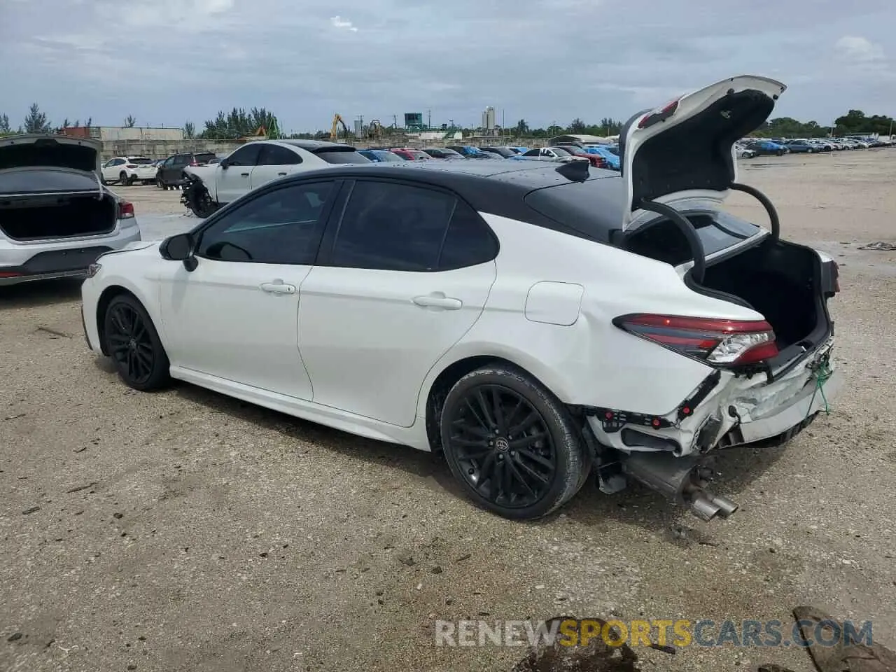 2 Photograph of a damaged car 4T1K61AK3PU080373 TOYOTA CAMRY 2023