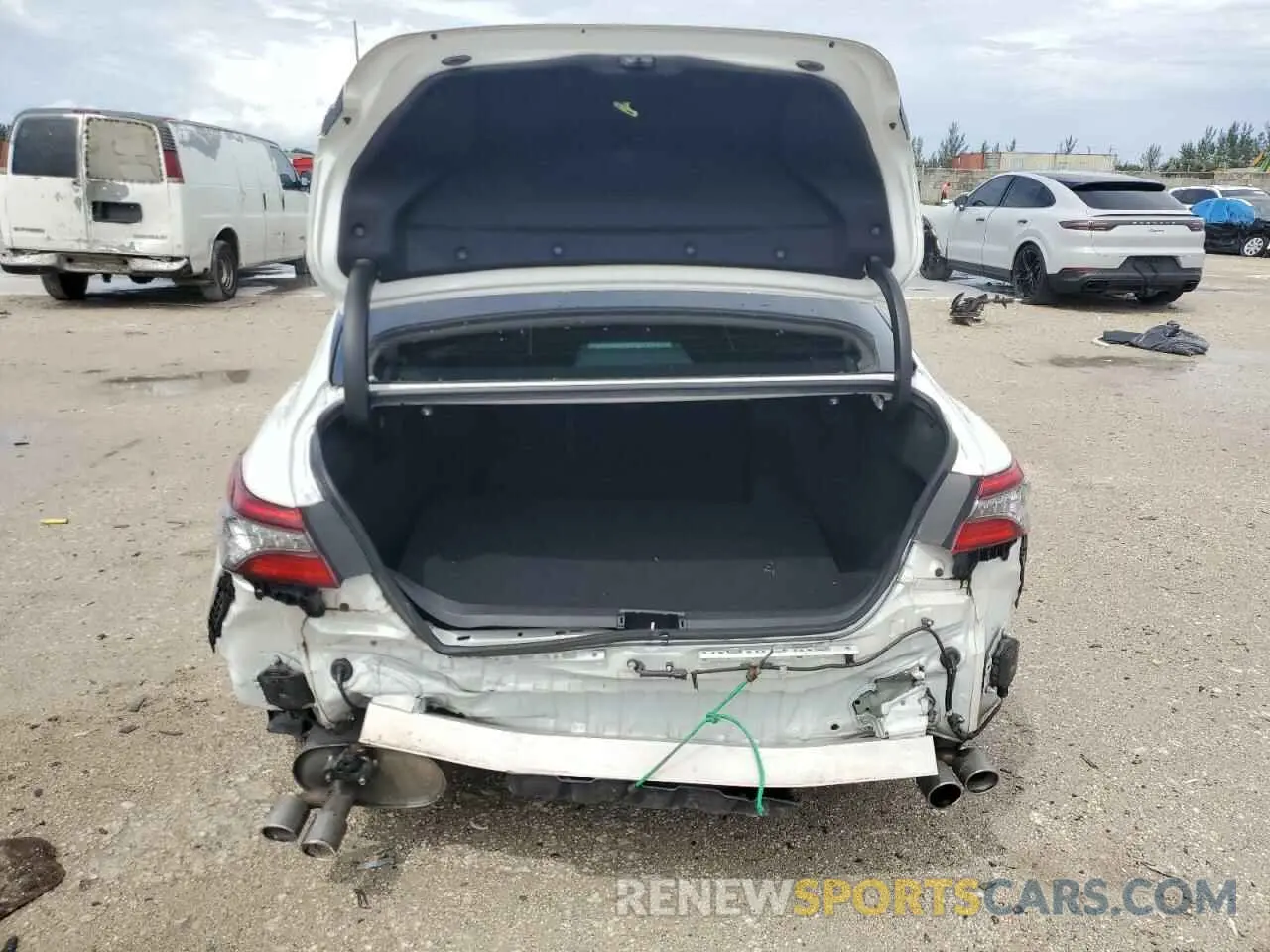 6 Photograph of a damaged car 4T1K61AK3PU080373 TOYOTA CAMRY 2023