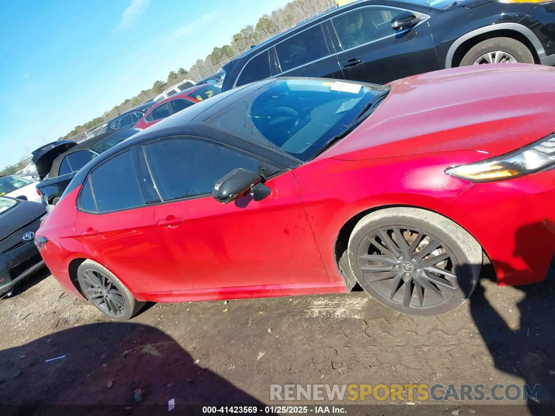 13 Photograph of a damaged car 4T1K61AK3PU092135 TOYOTA CAMRY 2023