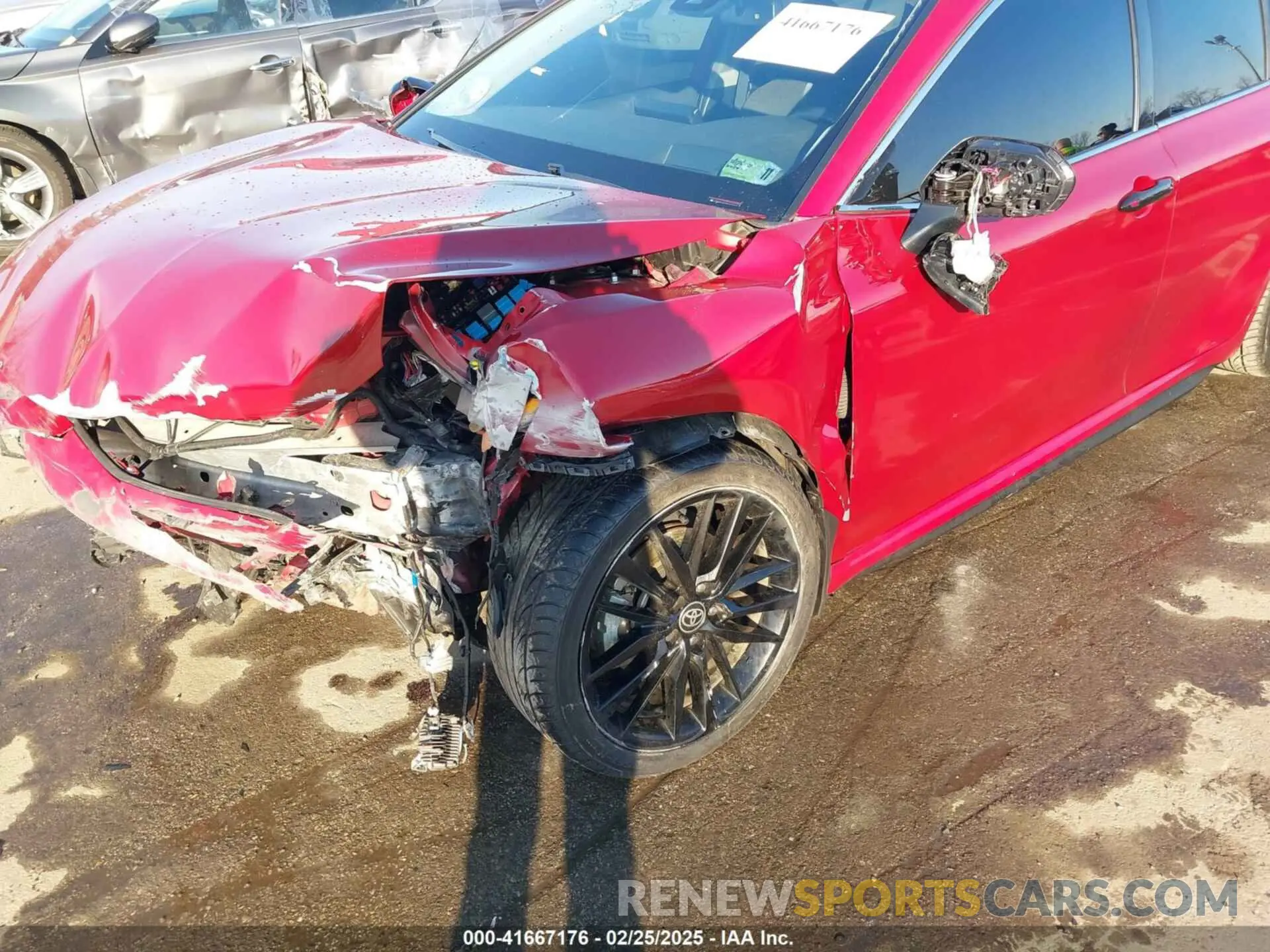 18 Photograph of a damaged car 4T1K61AK3PU132150 TOYOTA CAMRY 2023