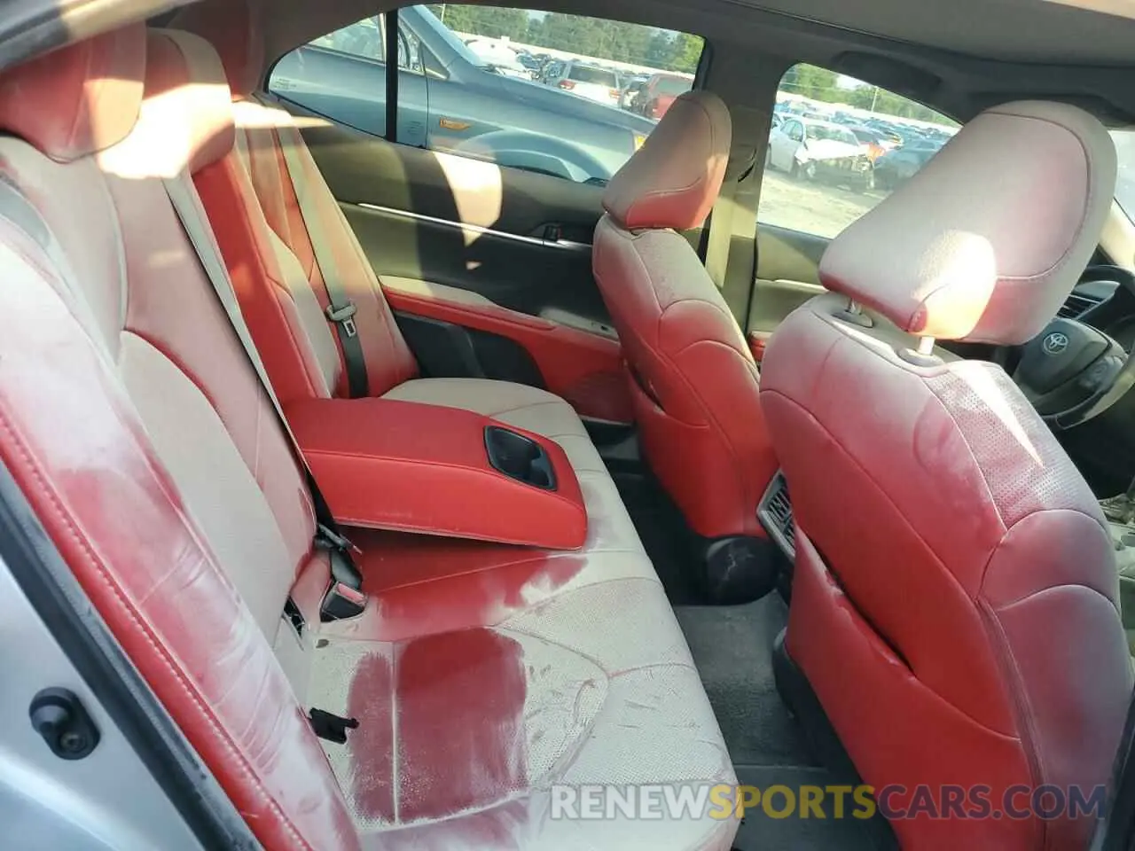 10 Photograph of a damaged car 4T1K61AK3PU183129 TOYOTA CAMRY 2023