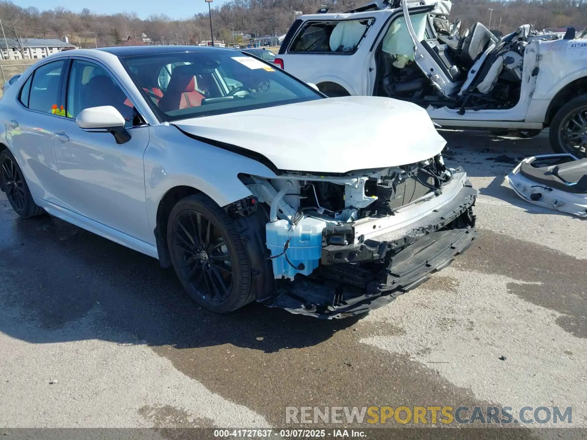 18 Photograph of a damaged car 4T1K61AK3PU731968 TOYOTA CAMRY 2023