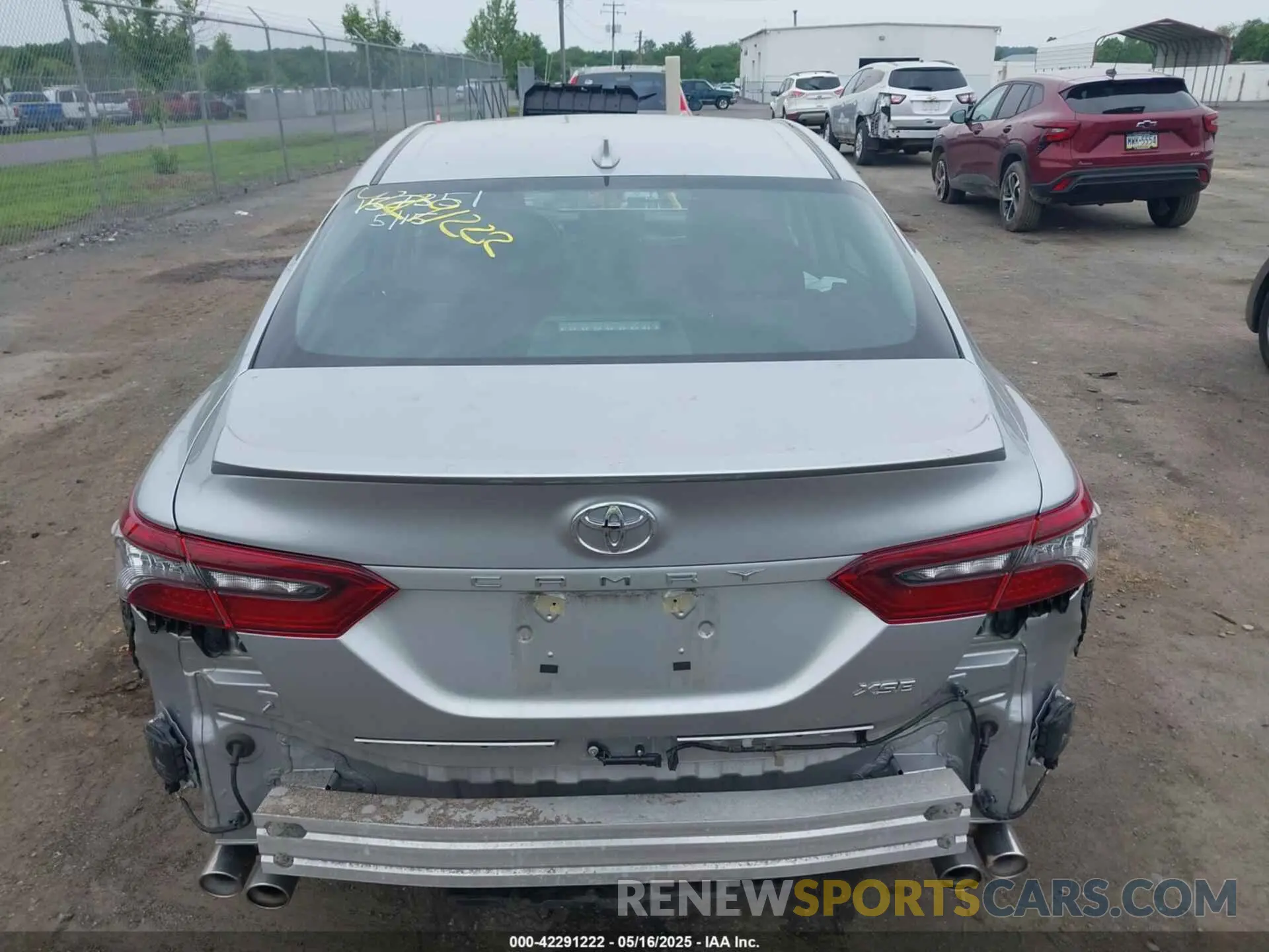 17 Photograph of a damaged car 4T1K61AK3PU759026 TOYOTA CAMRY 2023