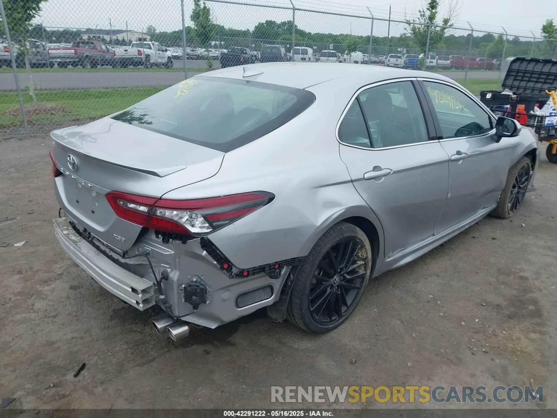 4 Photograph of a damaged car 4T1K61AK3PU759026 TOYOTA CAMRY 2023