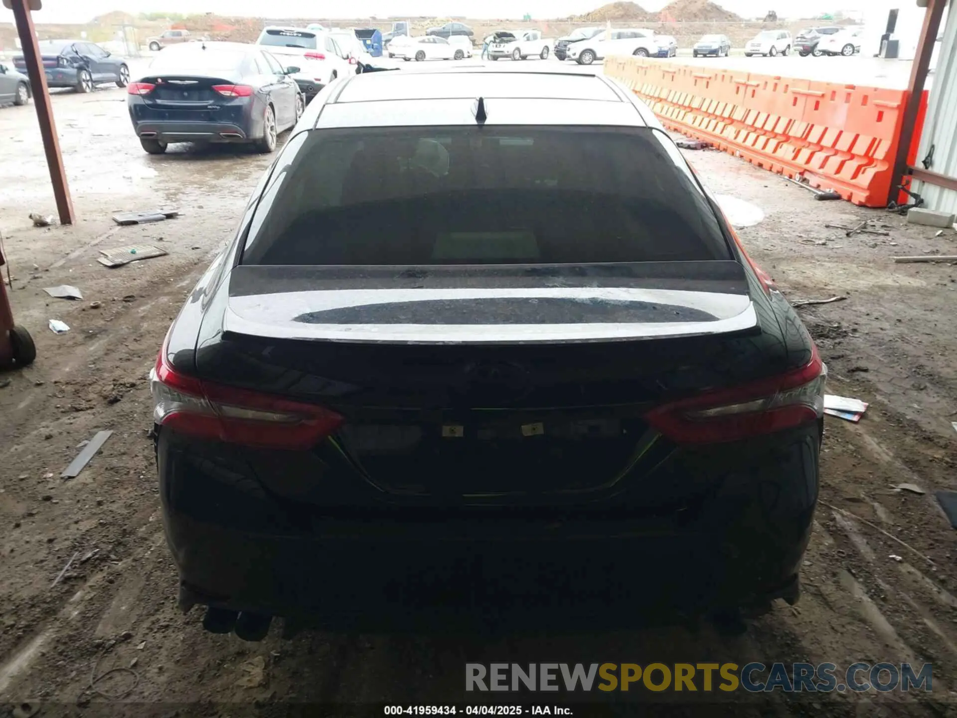 16 Photograph of a damaged car 4T1K61AK4PU792648 TOYOTA CAMRY 2023
