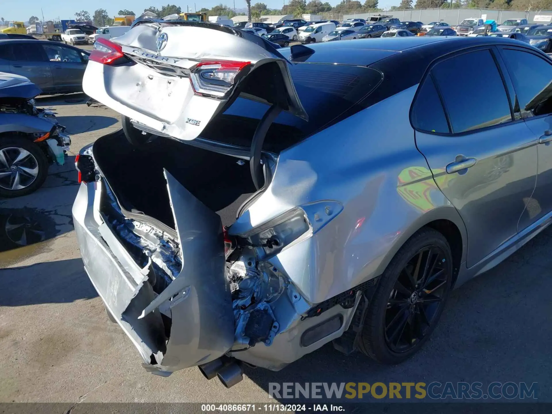 17 Photograph of a damaged car 4T1K61AK5PU077829 TOYOTA CAMRY 2023
