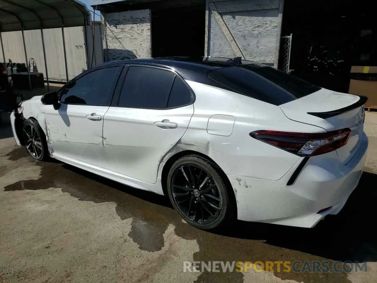 2 Photograph of a damaged car 4T1K61AK5PU081833 TOYOTA CAMRY 2023