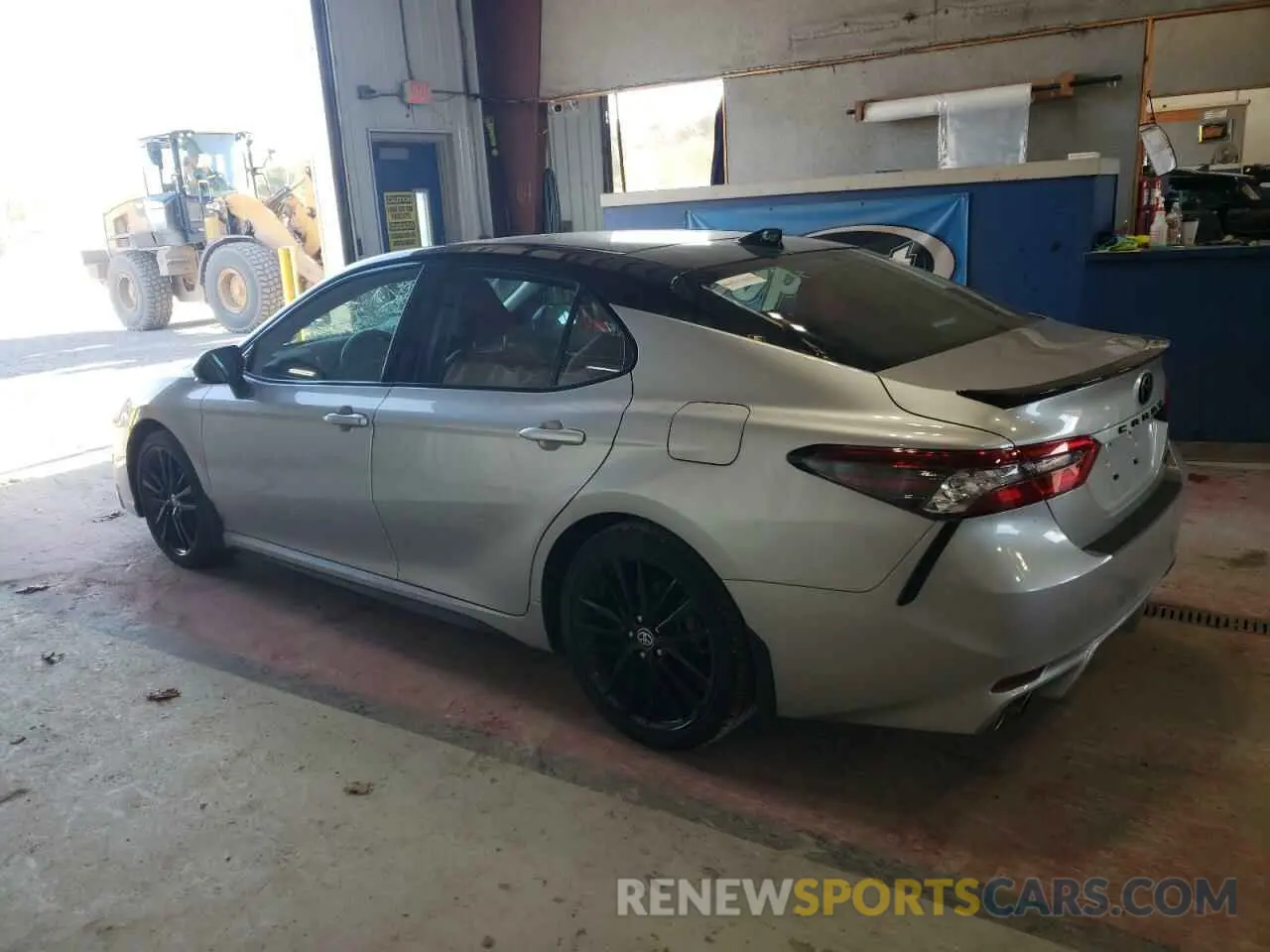 2 Photograph of a damaged car 4T1K61AK5PU150942 TOYOTA CAMRY 2023