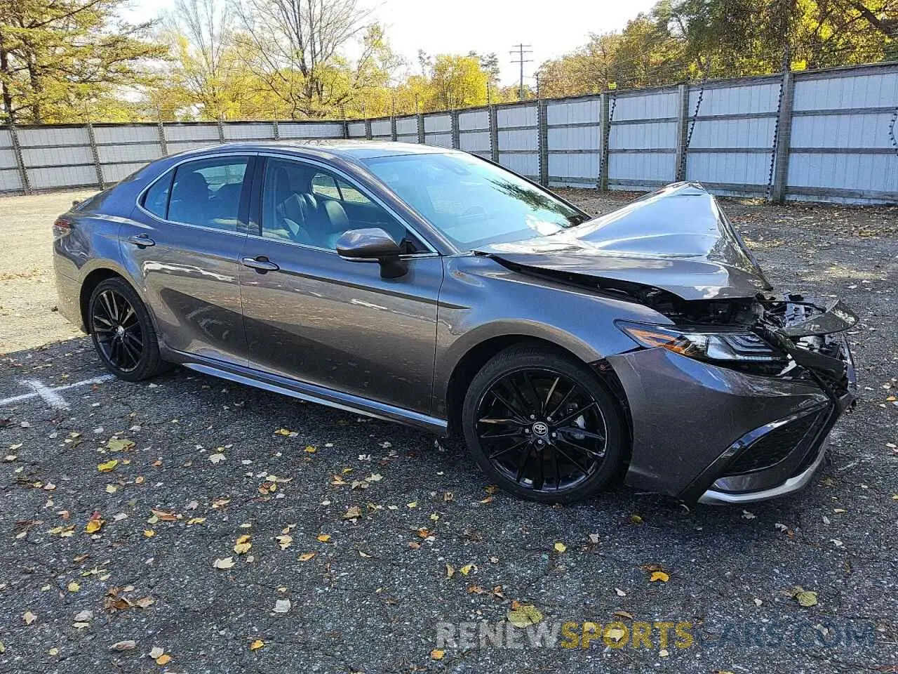 4 Photograph of a damaged car 4T1K61AK5PU737609 TOYOTA CAMRY 2023