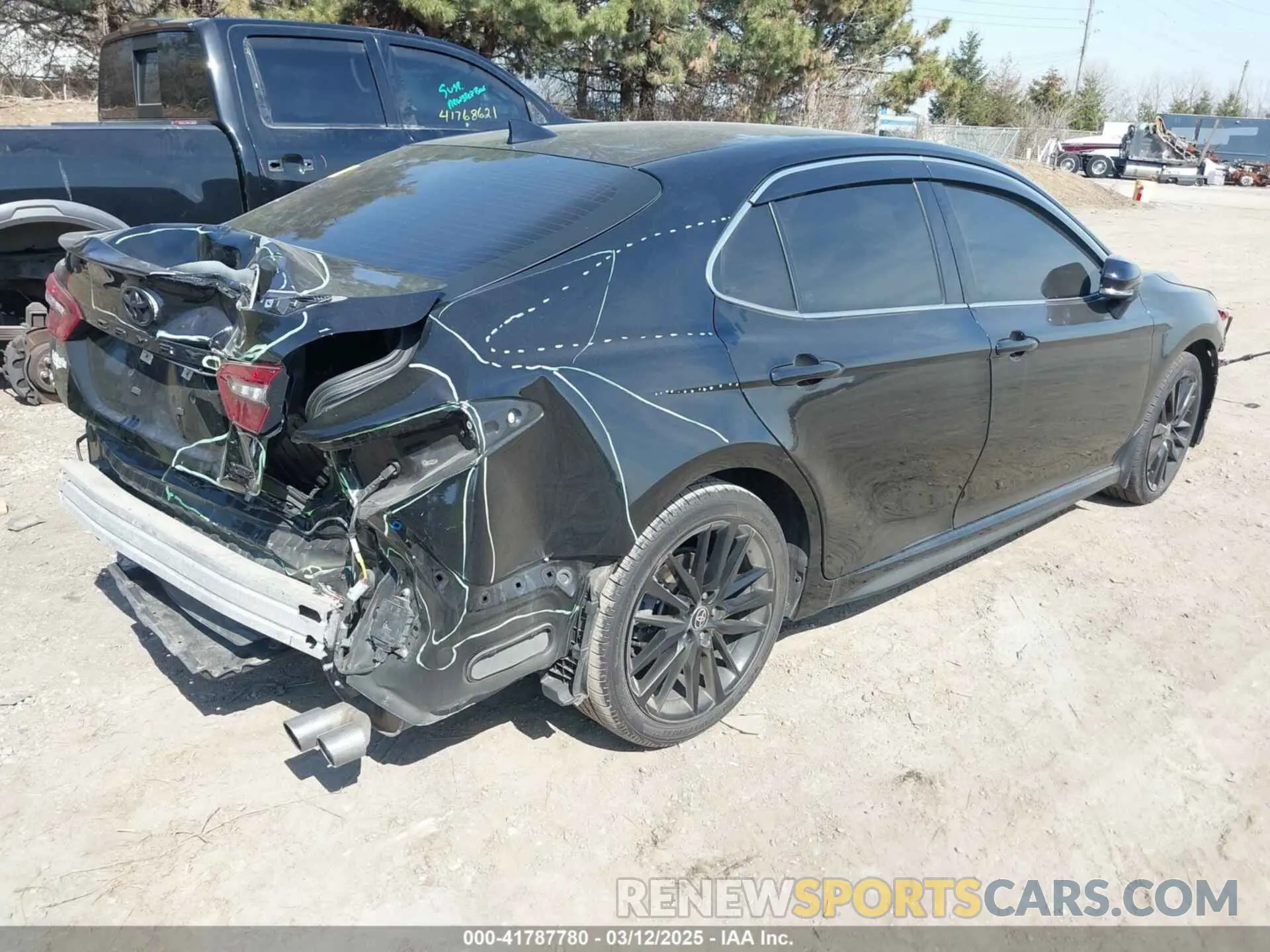 4 Photograph of a damaged car 4T1K61AK5PU759531 TOYOTA CAMRY 2023