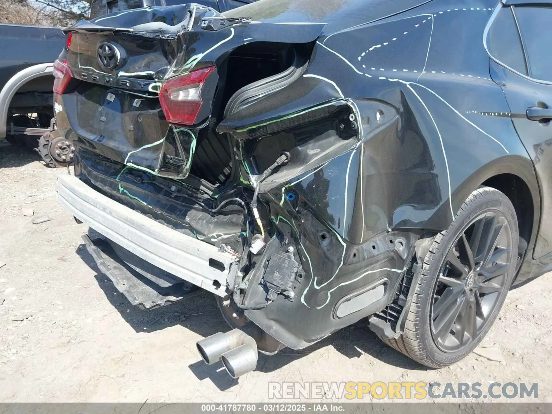 6 Photograph of a damaged car 4T1K61AK5PU759531 TOYOTA CAMRY 2023