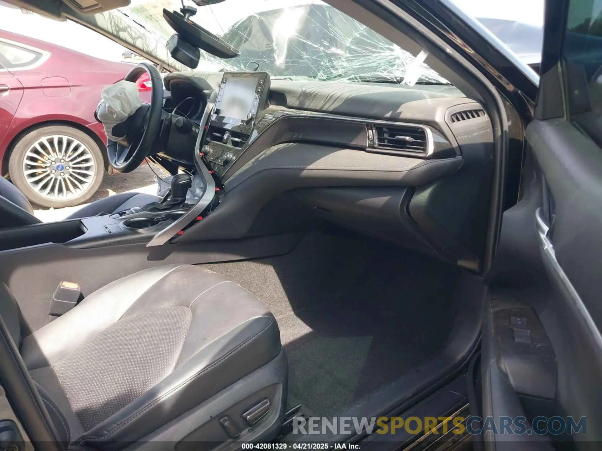 5 Photograph of a damaged car 4T1K61AK6PU730118 TOYOTA CAMRY 2023