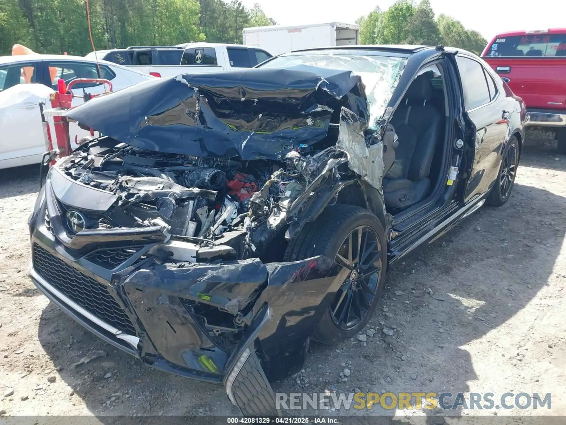 6 Photograph of a damaged car 4T1K61AK6PU730118 TOYOTA CAMRY 2023