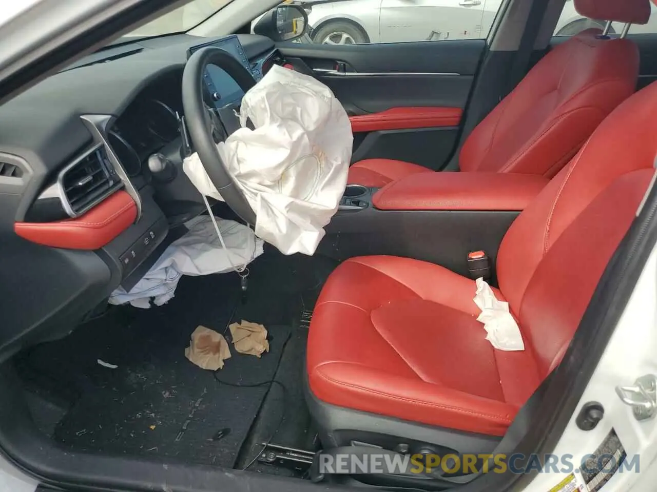 7 Photograph of a damaged car 4T1K61AK6PU737067 TOYOTA CAMRY 2023