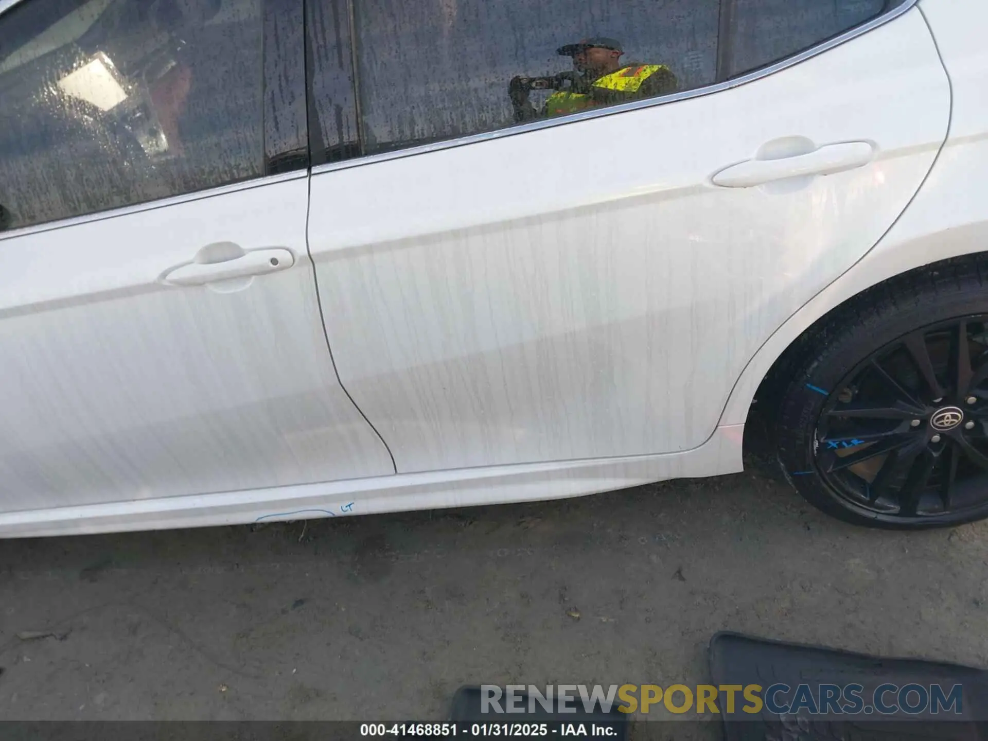14 Photograph of a damaged car 4T1K61AK6PU759859 TOYOTA CAMRY 2023