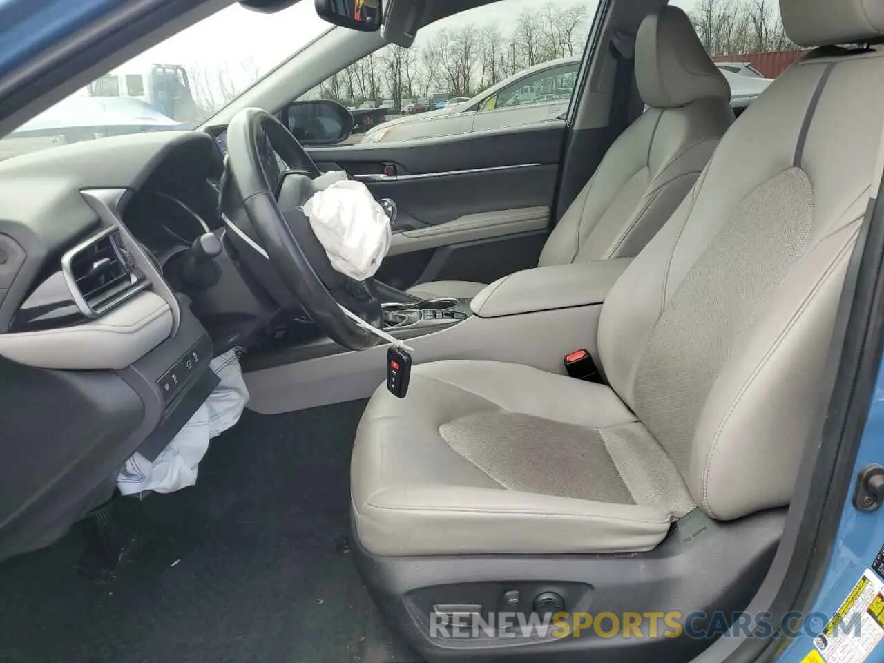 7 Photograph of a damaged car 4T1K61AK7PU085415 TOYOTA CAMRY 2023