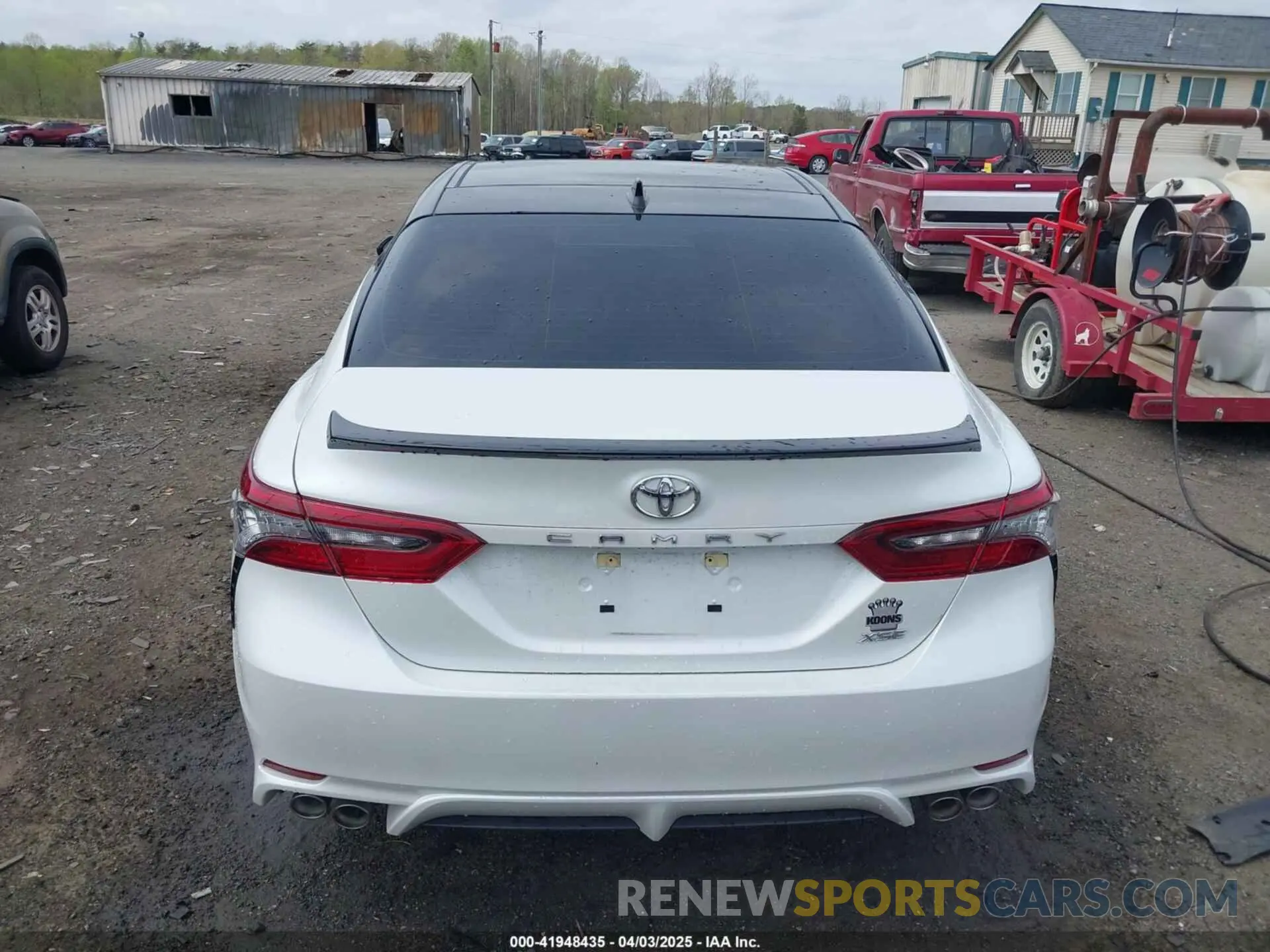 17 Photograph of a damaged car 4T1K61AK7PU088556 TOYOTA CAMRY 2023