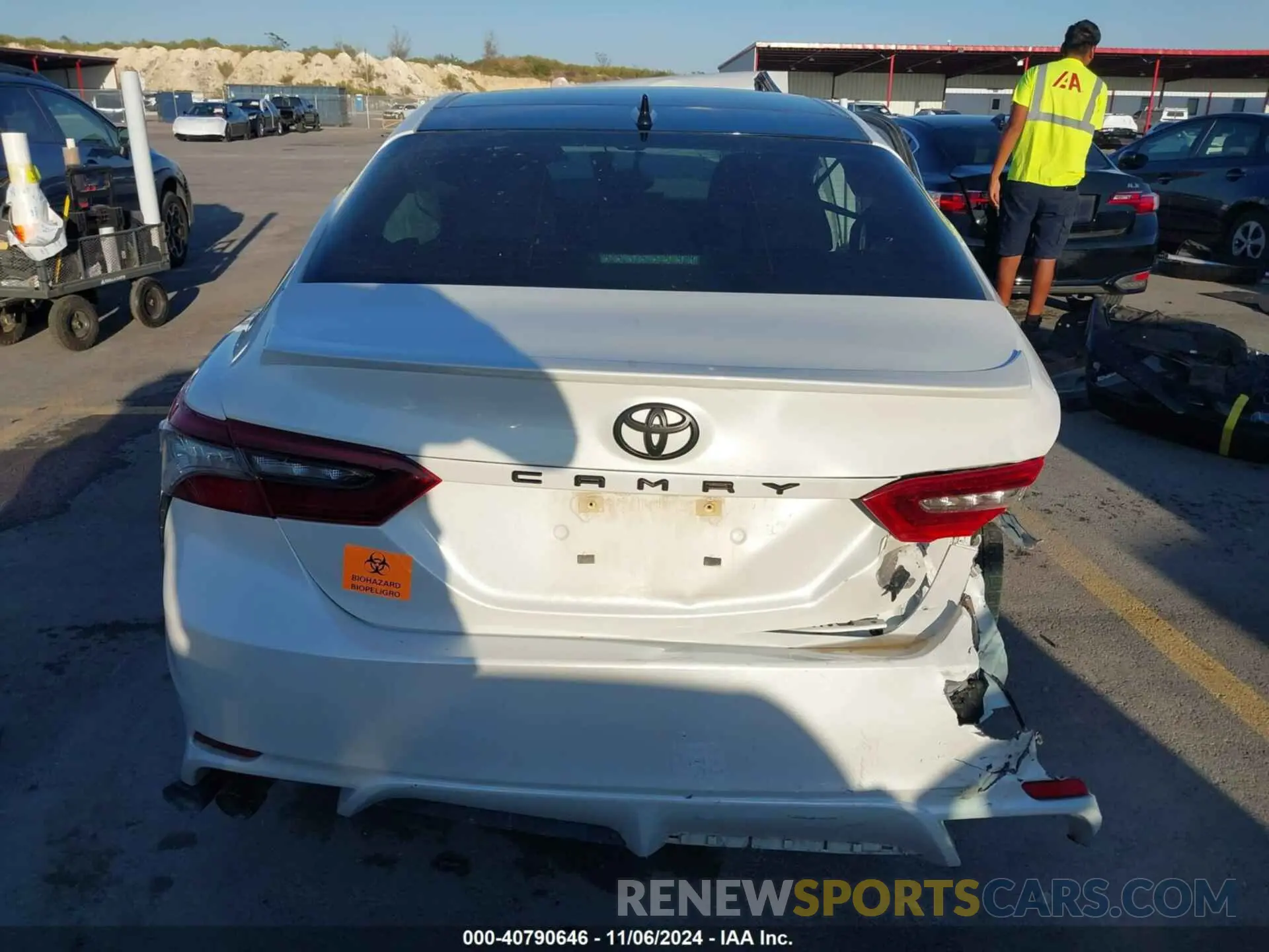 6 Photograph of a damaged car 4T1K61AK7PU092042 TOYOTA CAMRY 2023