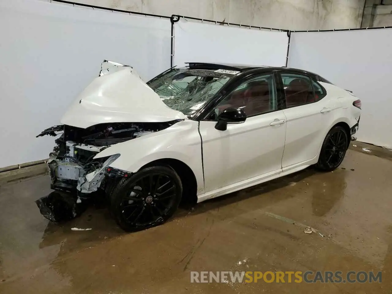 1 Photograph of a damaged car 4T1K61AK7PU132068 TOYOTA CAMRY 2023