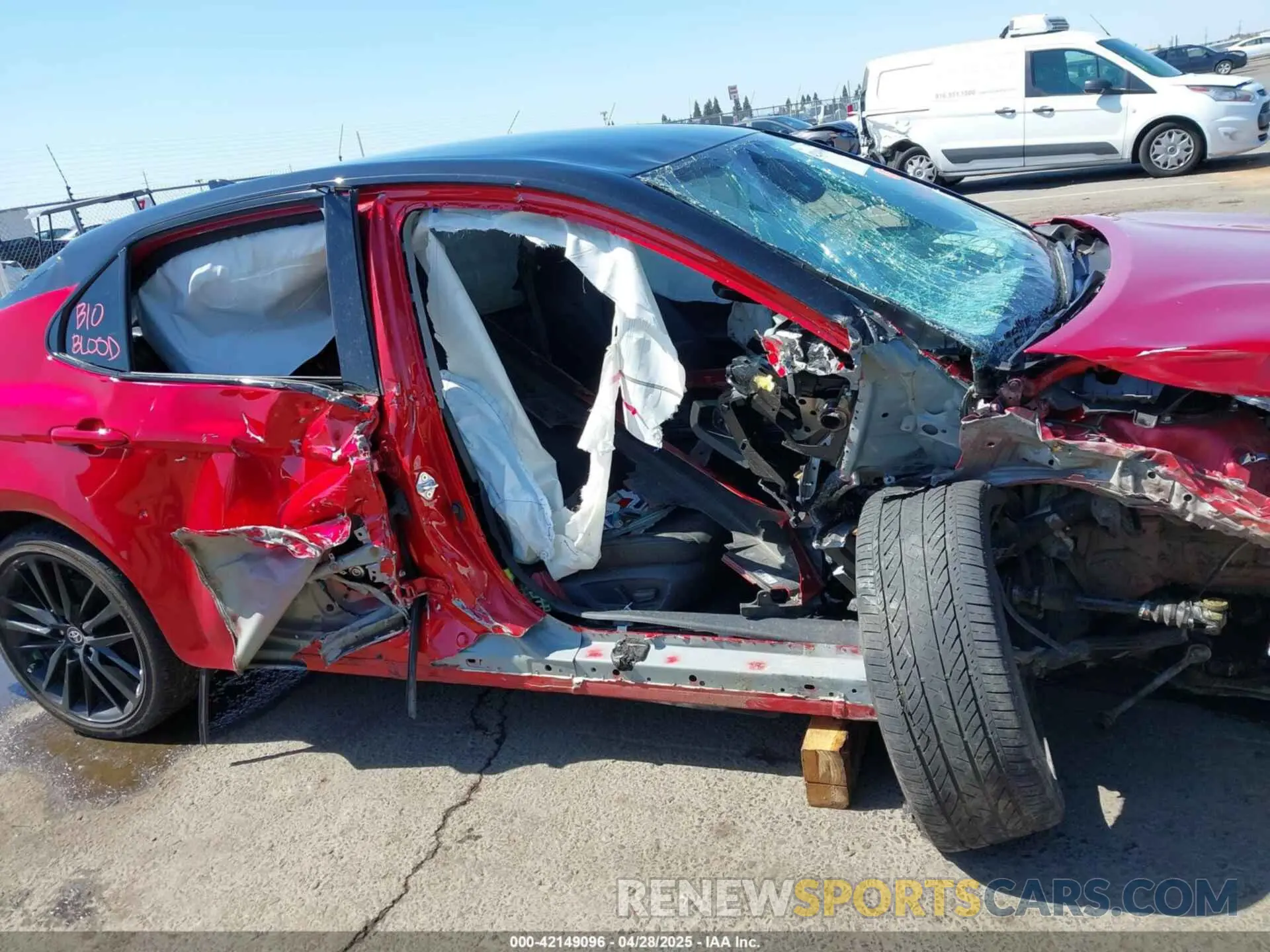 13 Photograph of a damaged car 4T1K61AK7PU153194 TOYOTA CAMRY 2023