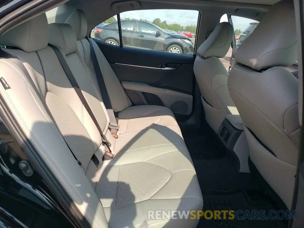 10 Photograph of a damaged car 4T1K61AK7PU178967 TOYOTA CAMRY 2023