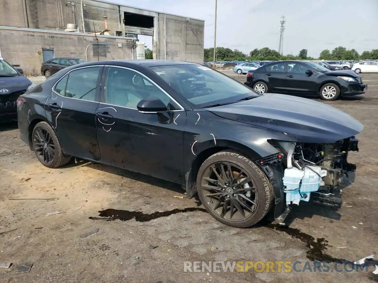 4 Photograph of a damaged car 4T1K61AK7PU178967 TOYOTA CAMRY 2023