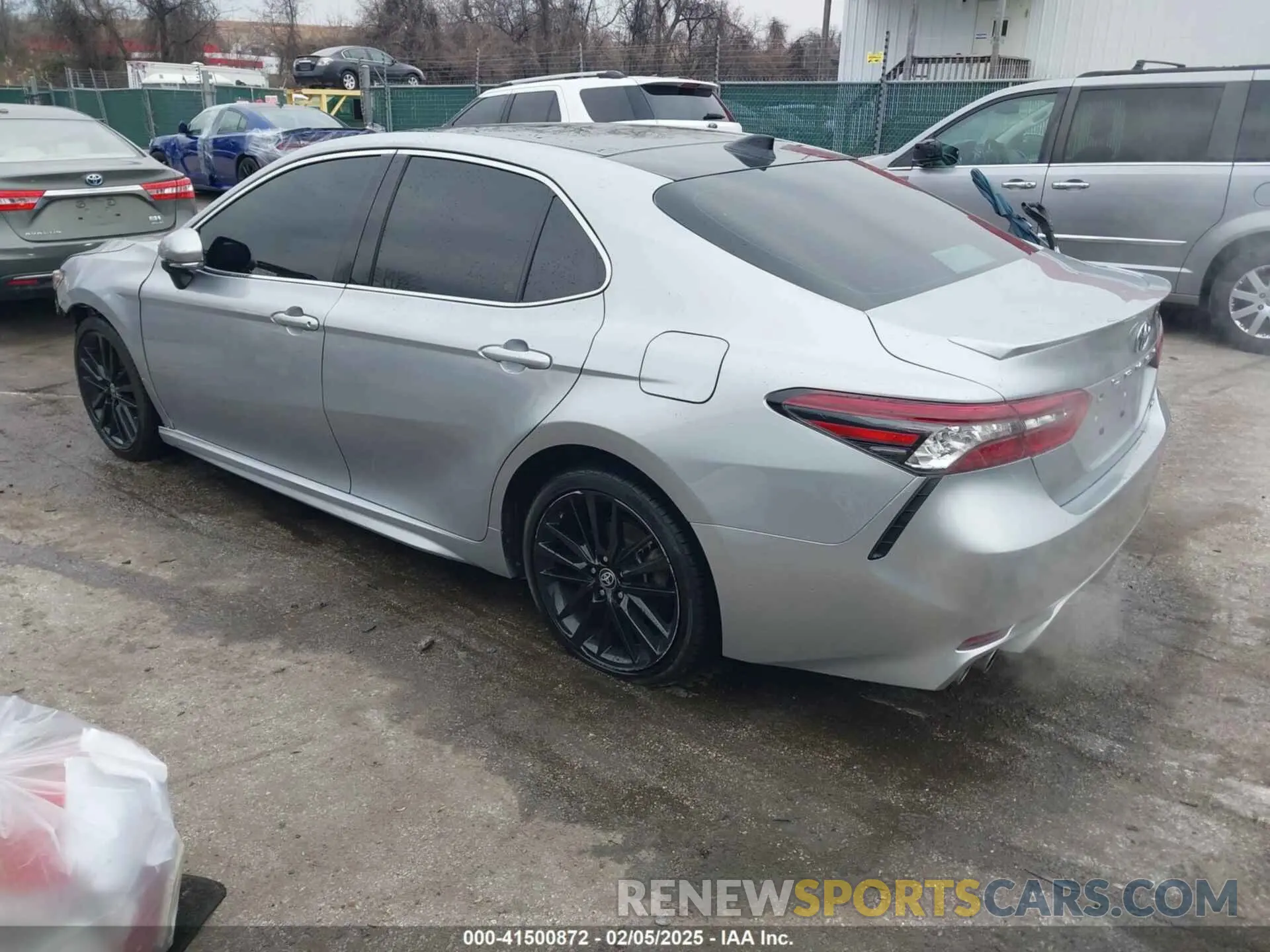 3 Photograph of a damaged car 4T1K61AK7PU733433 TOYOTA CAMRY 2023