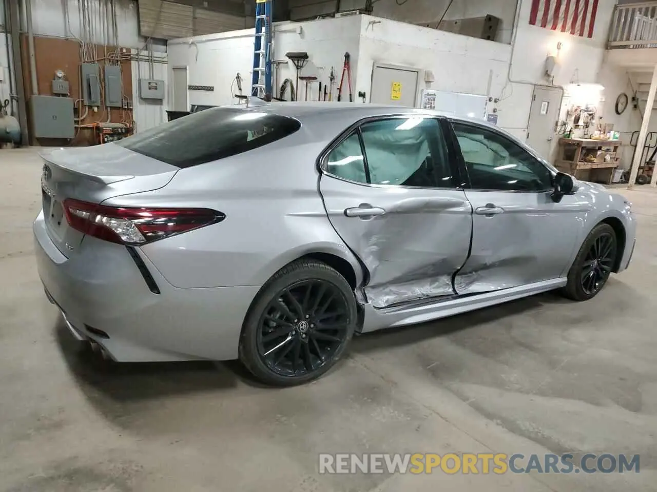 3 Photograph of a damaged car 4T1K61AK7PU808759 TOYOTA CAMRY 2023