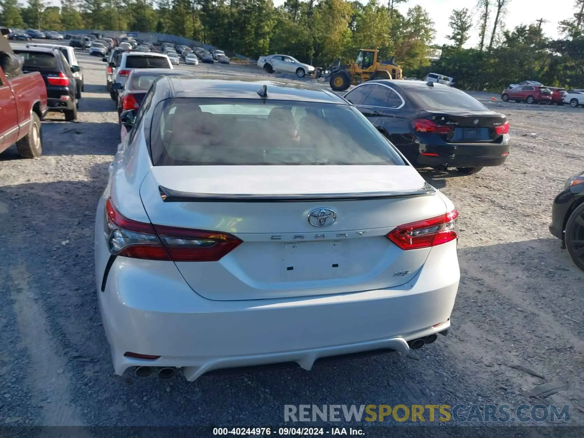 16 Photograph of a damaged car 4T1K61AK8PU090686 TOYOTA CAMRY 2023