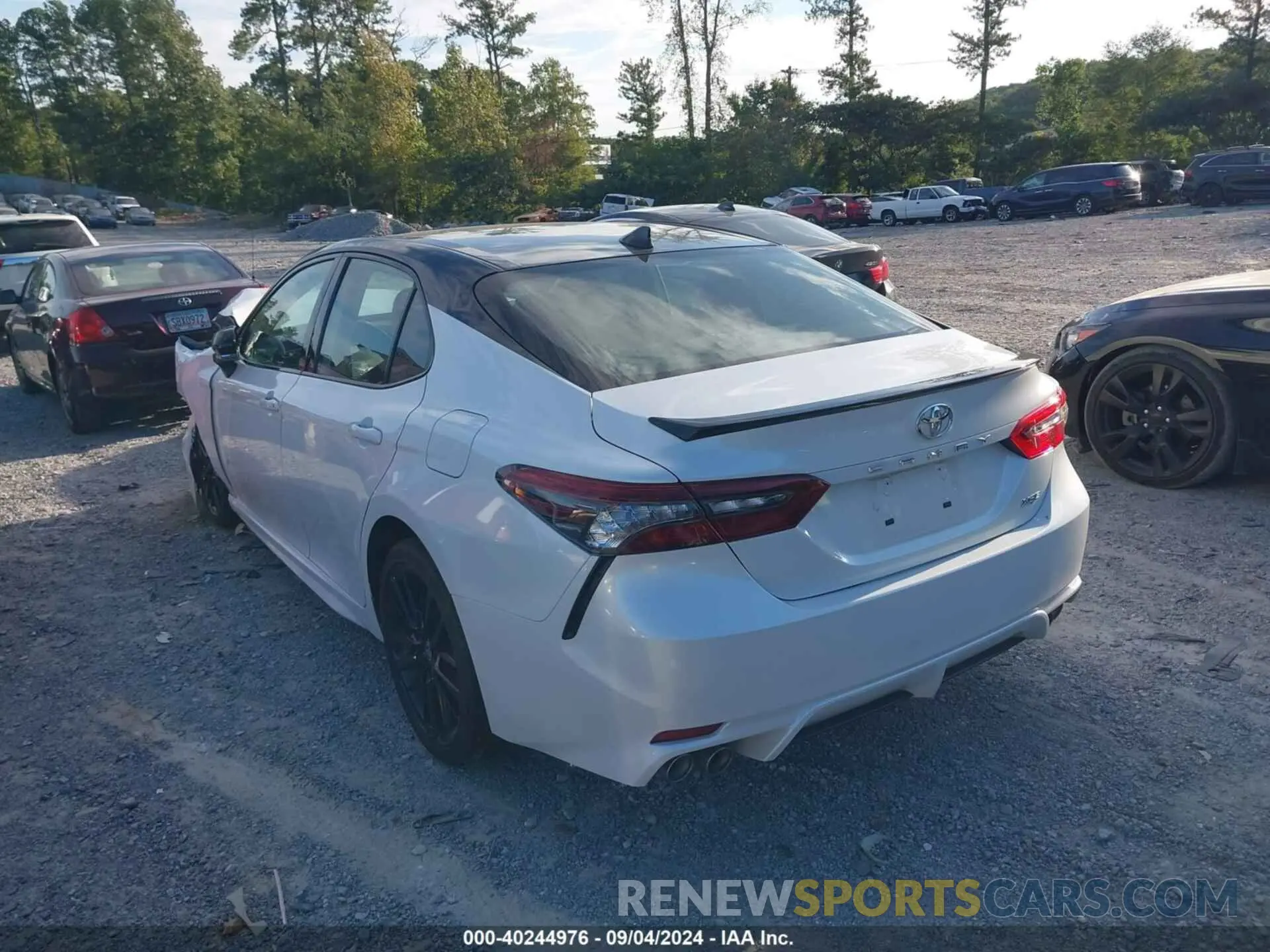 3 Photograph of a damaged car 4T1K61AK8PU090686 TOYOTA CAMRY 2023
