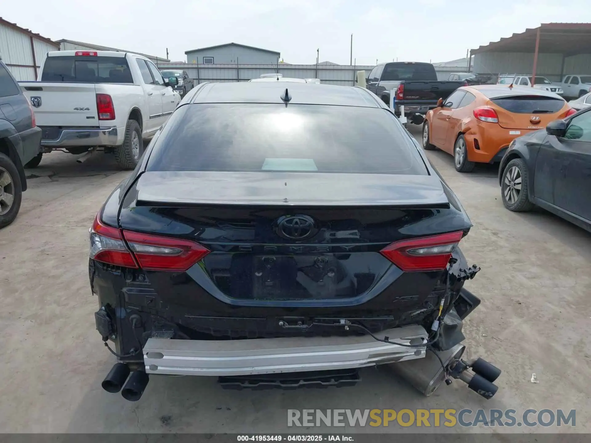 17 Photograph of a damaged car 4T1K61AK8PU727544 TOYOTA CAMRY 2023
