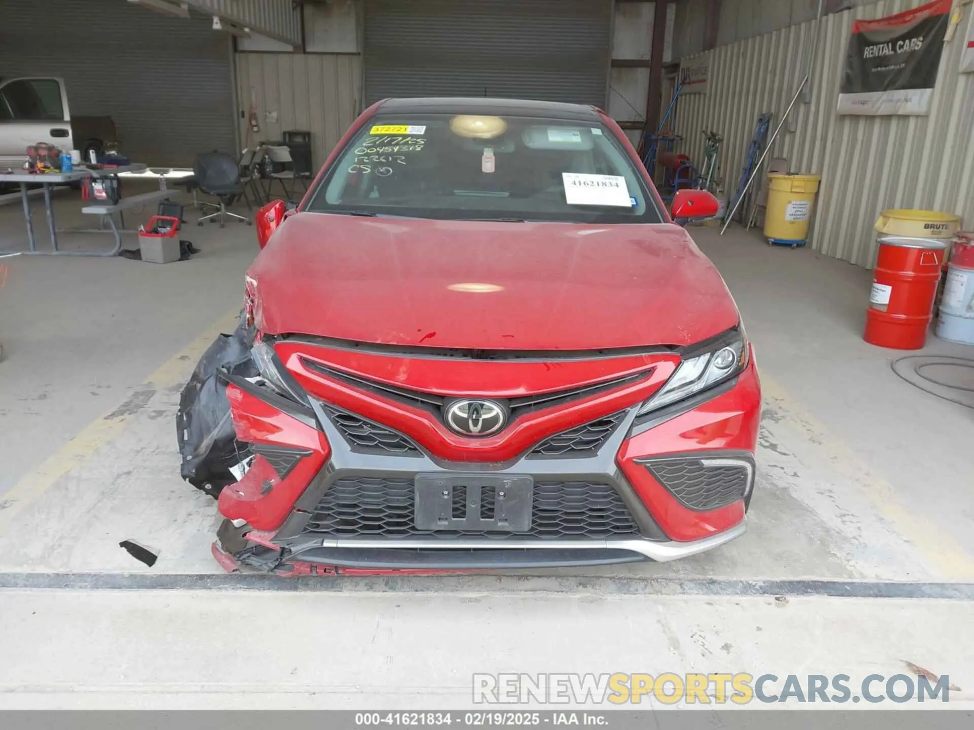11 Photograph of a damaged car 4T1K61AK9PU122612 TOYOTA CAMRY 2023