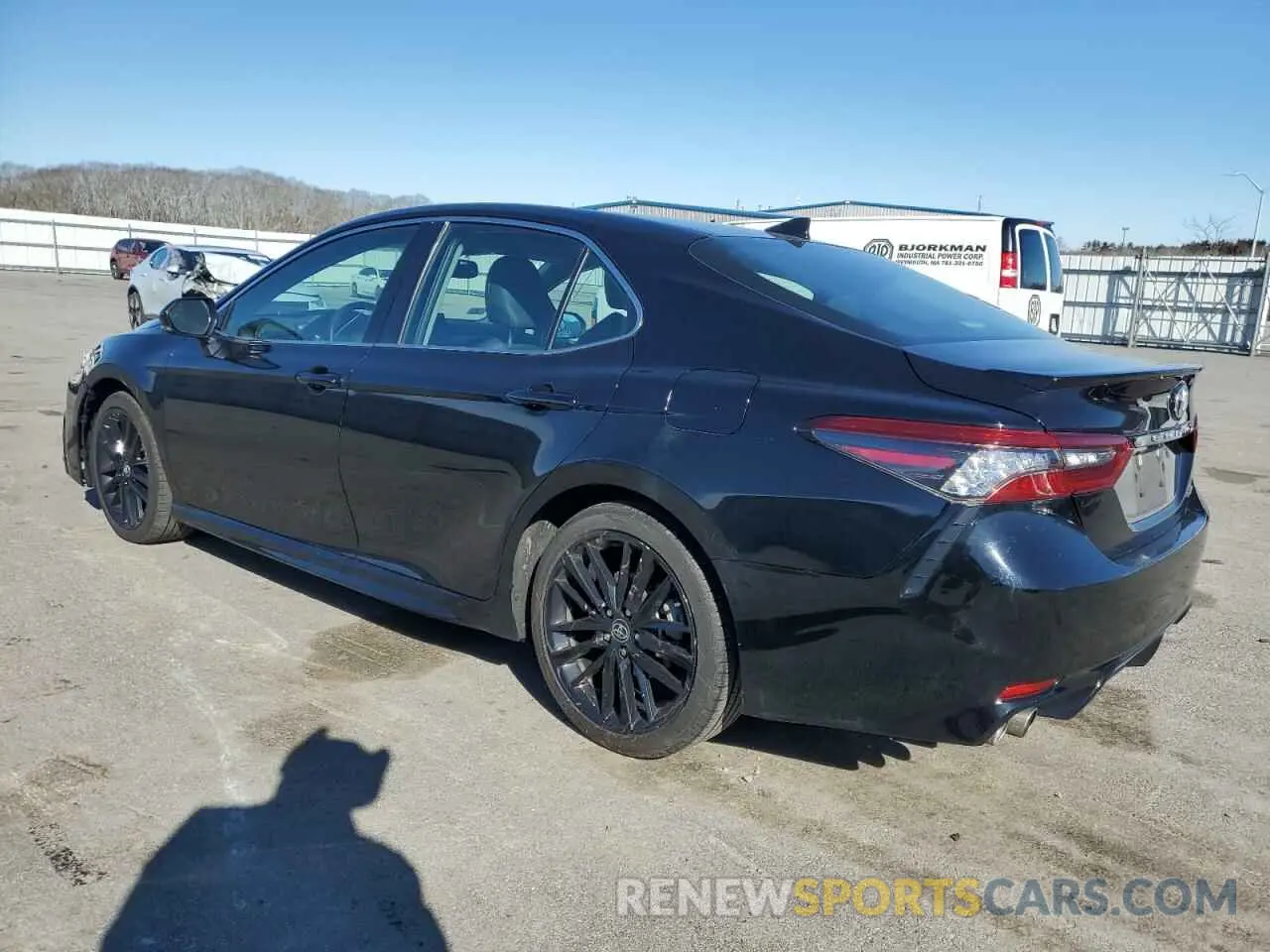 2 Photograph of a damaged car 4T1K61AKXPU146983 TOYOTA CAMRY 2023